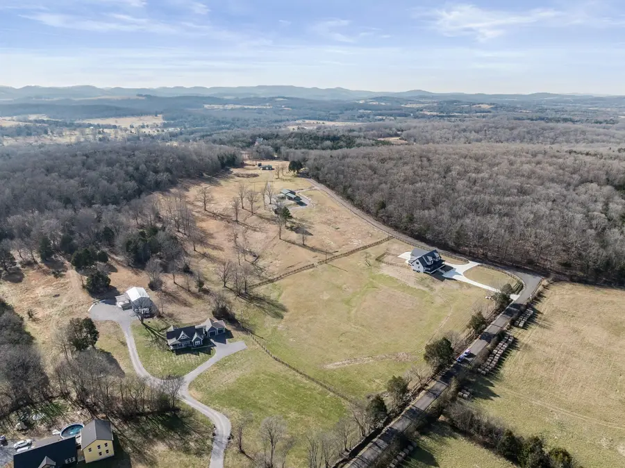 3755 Holmes Gap Rd, Watertown, TN 37184 - #2