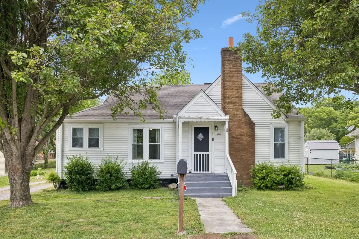 130 Cornwell Ave, Watertown, TN 37184 - #1