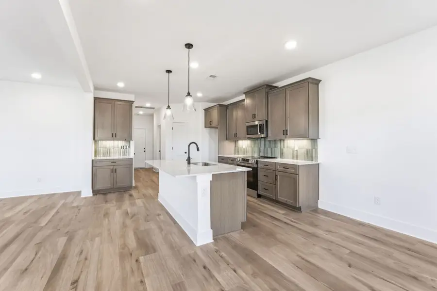 909 Watercourse Ct, Nashville, TN 37214 - #3