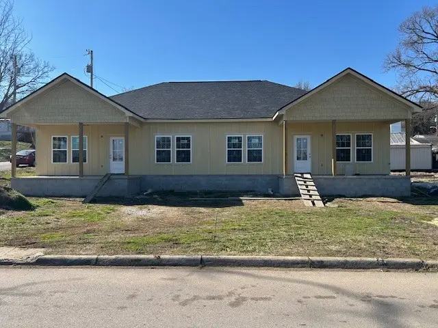 402 N 3rd St, Pulaski, TN 38478 - #2