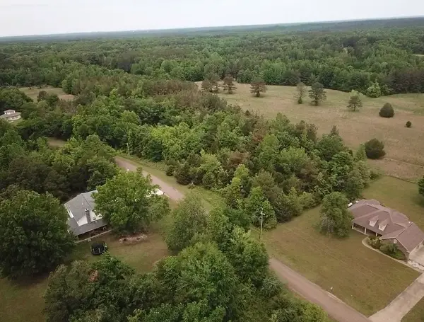 1306 Golf Drive, Saulsbury, TN 38067