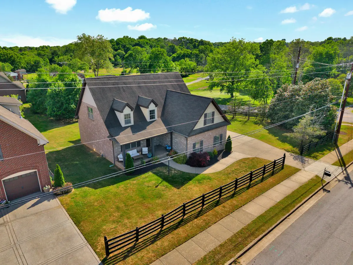 3501 Earhart Rd, Mount Juliet, TN 37122 - #1