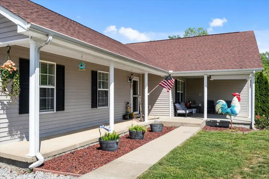 109 Bessie Clark Rd, Erin, TN 37061 - #2
