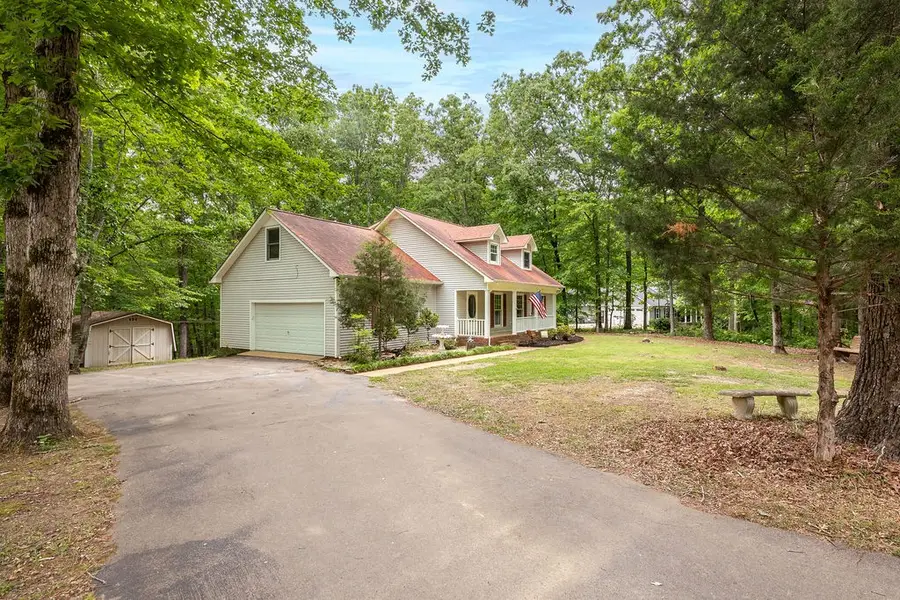 979 Paige Dr, Lawrenceburg, TN 38464 - #2