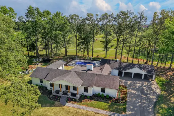 28 Lakeland Dr, McMinnville, TN 37110