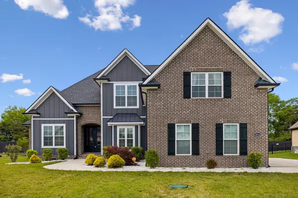 2614 Holly Springs Dr, Murfreesboro, TN 37128