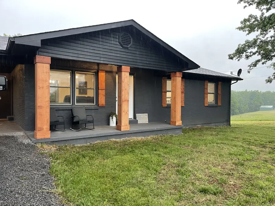 137 Bethany Rd, Red Boiling Springs, TN 37150 - #2
