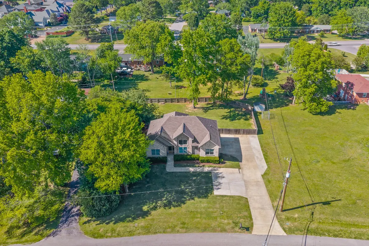 2097 Landon Rd, Clarksville, TN 37043 - #1