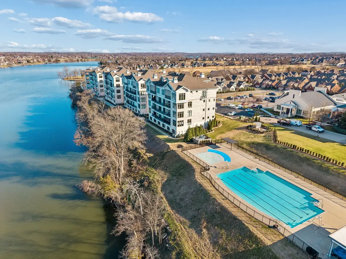 1024 Club View Dr #D202, Gallatin, TN 37066 - #1