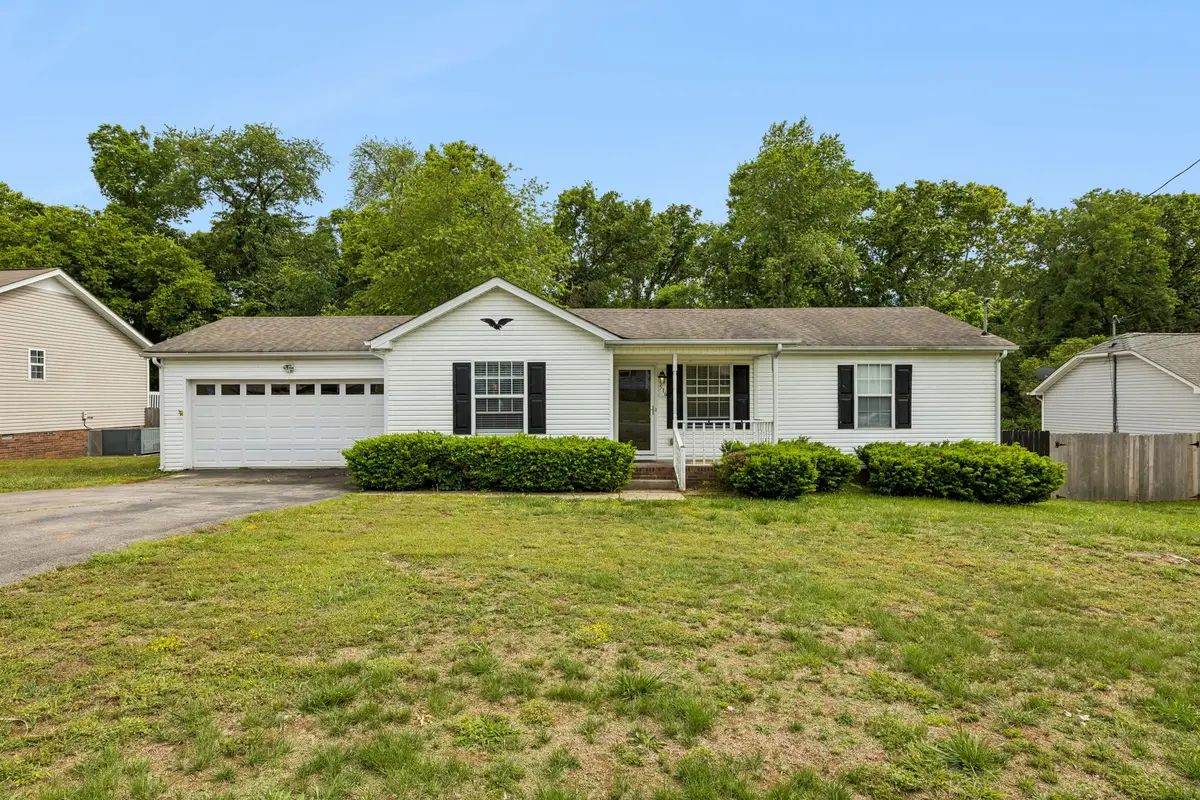 516 Winning Dr, Columbia, TN 38401 - #1