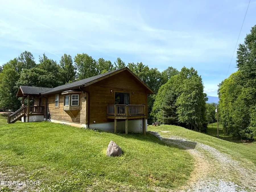 3205 Topper Rd, Hartford, TN 37753 - #3