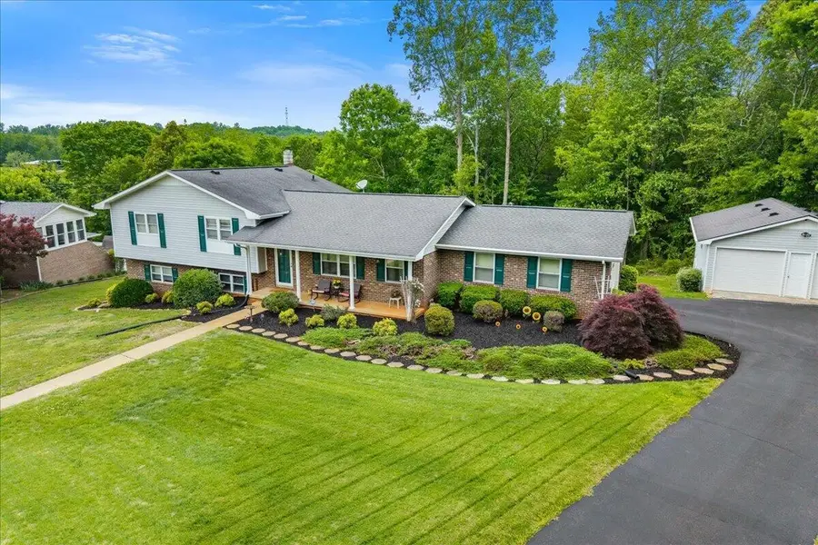 1107 Brentwood Drive, Etowah, TN 37331 - #3