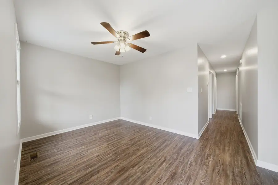 1578 Barrett Dr, Clarksville, TN 37043 - #2
