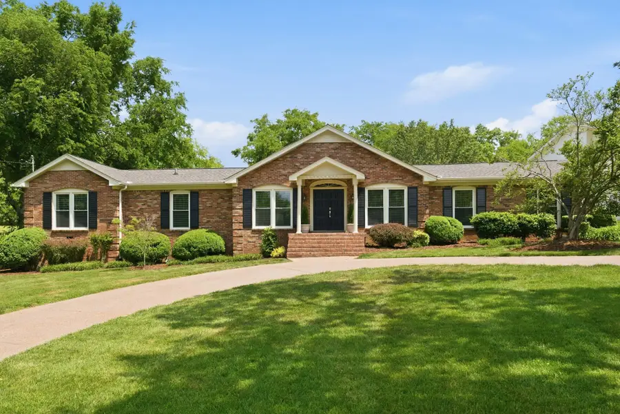 714 Bresslyn Rd, Nashville, TN 37205 - #2