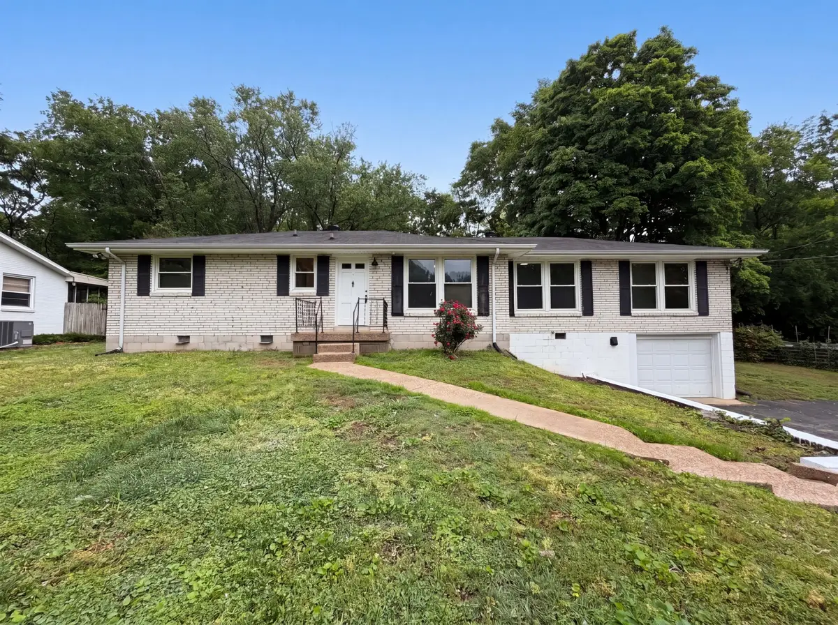 724 Woodmere Dr, Nashville, TN 37217 - #1