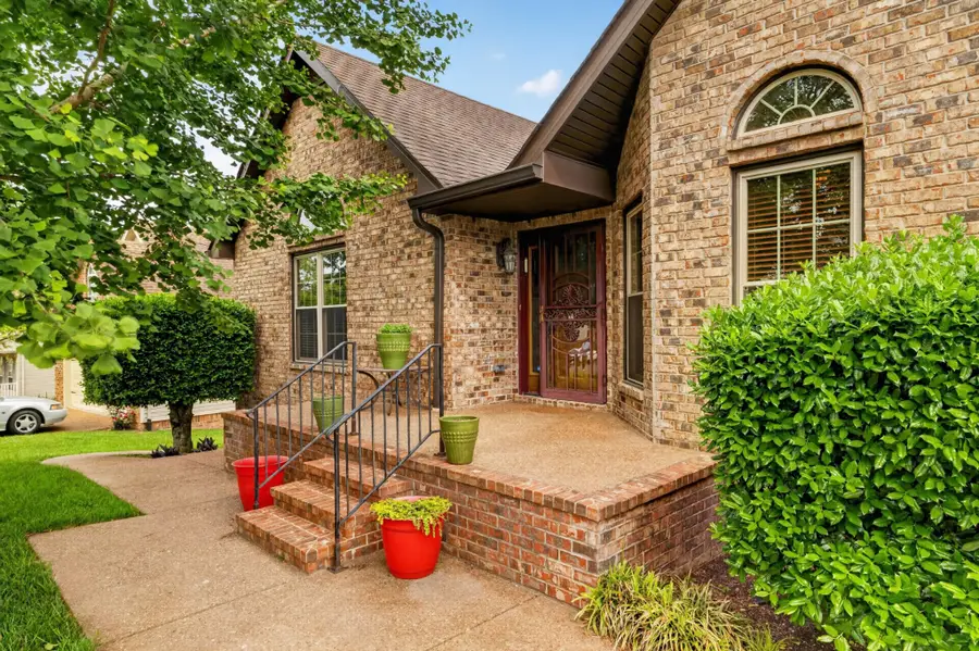 6116 Bradford Hills Dr, Nashville, TN 37211 - #2