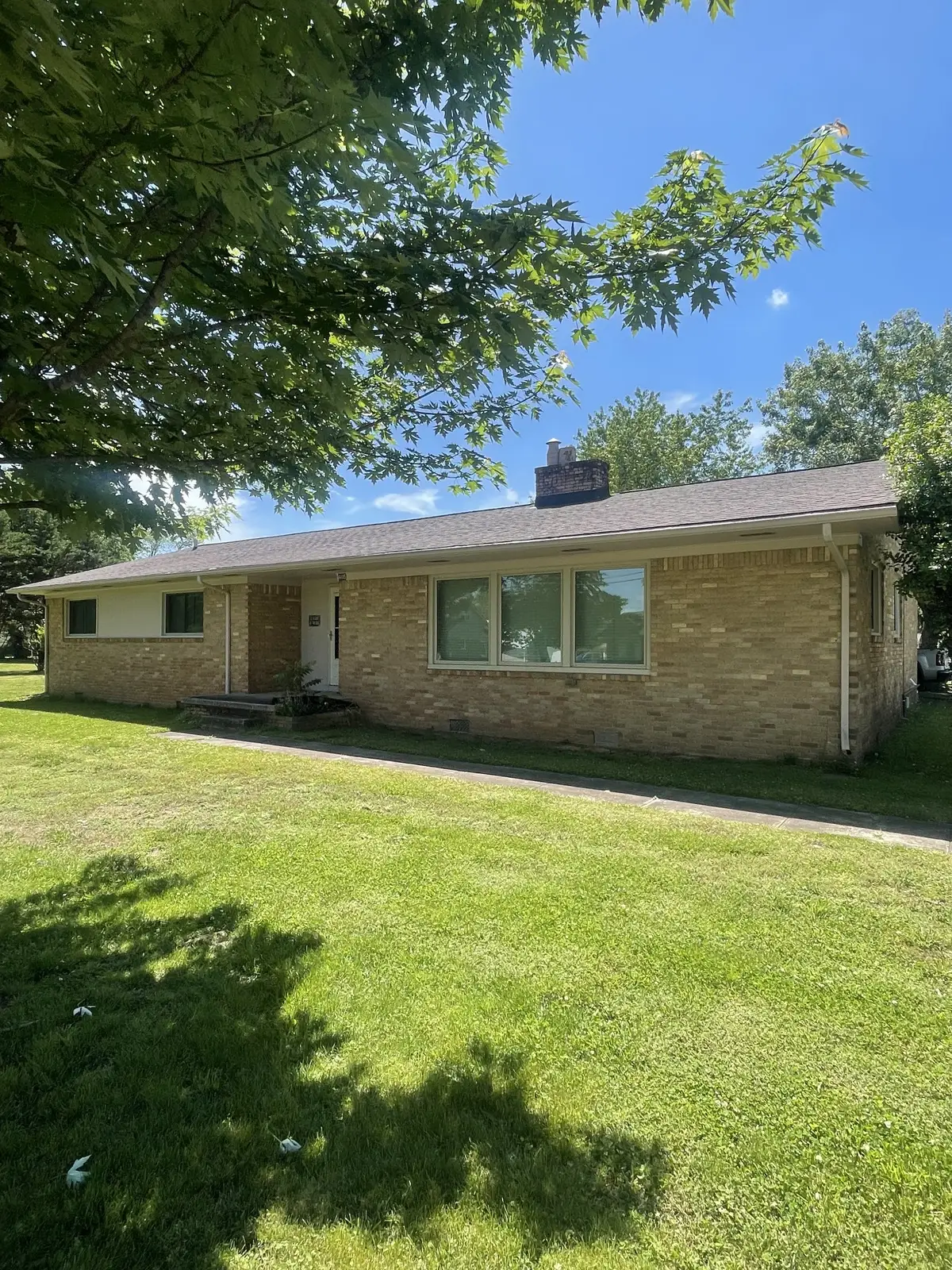 605 Springer Rd N, Lawrenceburg, TN 38464 - #1
