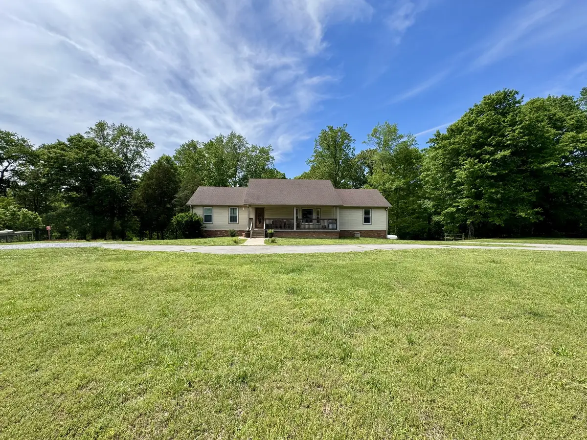 3550 John Taylor Rd, Woodlawn, TN 37191 - #1