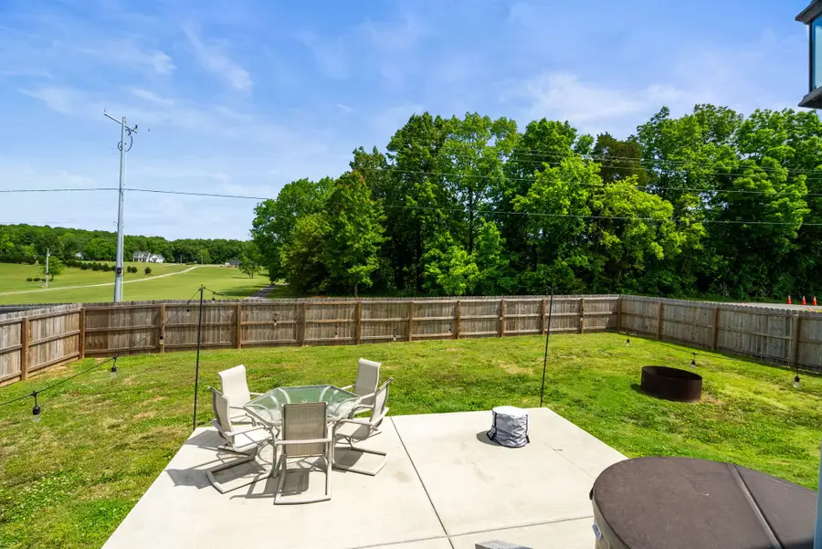 304 W Winterberry Trl, White House, TN 37188 - #3