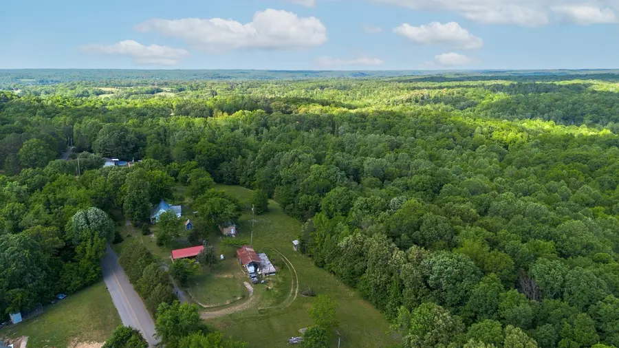 391 Gunson Ridge Rd, Cumberland City, TN 37050 - #2