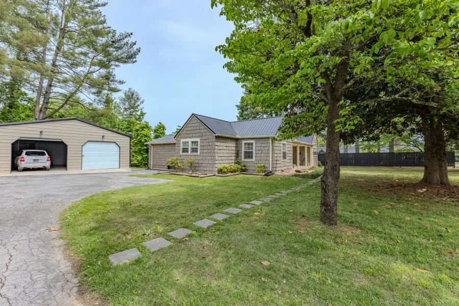 104 Ben Lomond Dr, McMinnville, TN 37110 - #2
