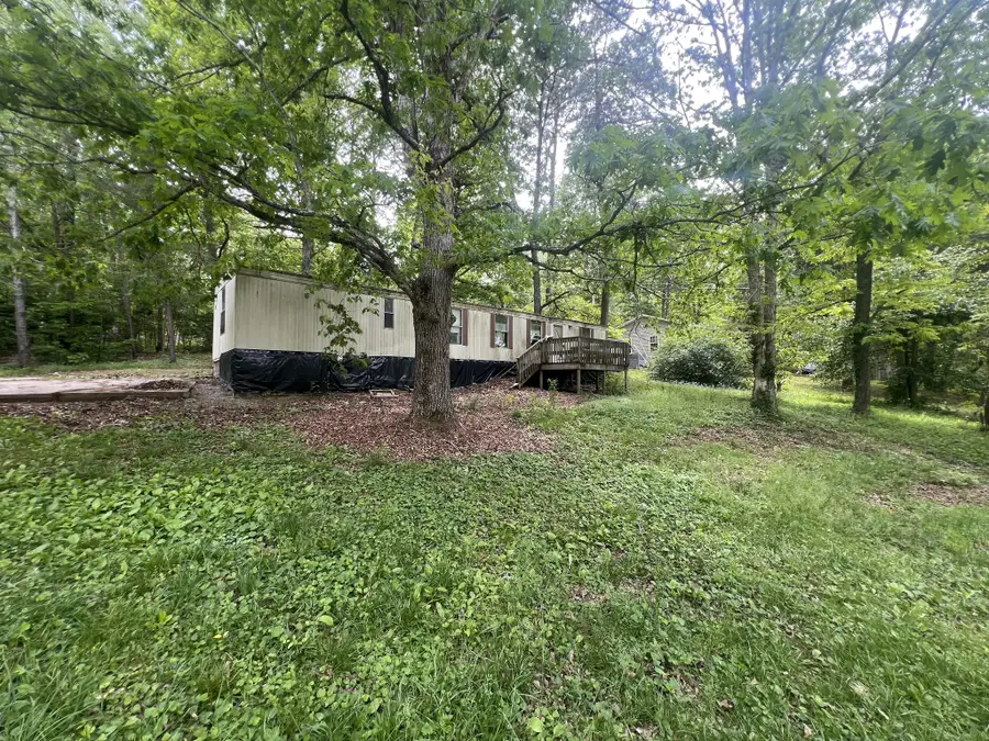 102 Avon Ln, Crossville, TN 38558 - #2