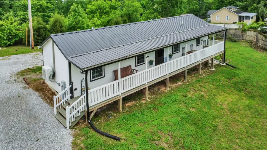 3467 Luther Ragan Rd, Palmyra, TN 37142 - #2