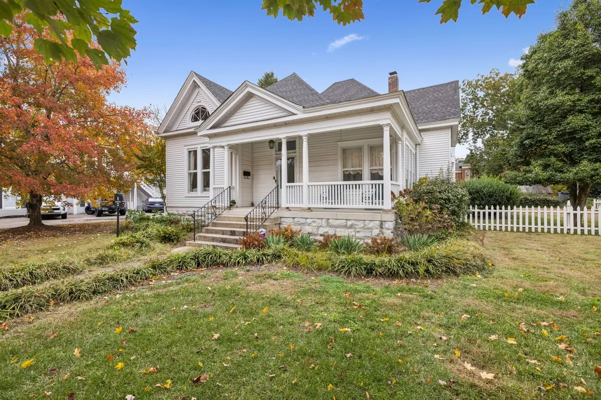 215 4th Ave S, Franklin, TN 37064 - #1