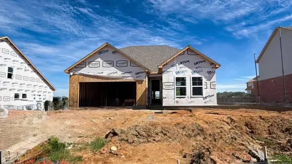 2011 Bennett Creek Dr, Columbia, TN 38401