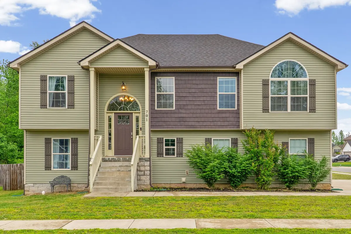 701 Tidwell Dr, Clarksville, TN 37042 - #1