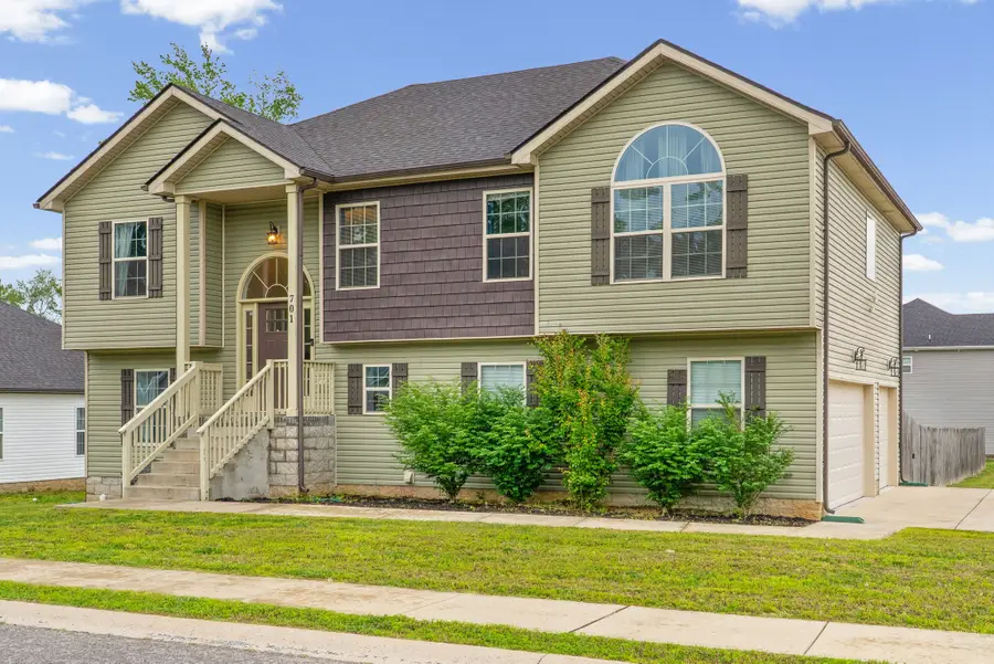 701 Tidwell Dr, Clarksville, TN 37042 - #3