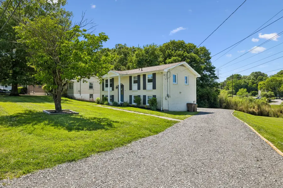 632 Larchwood Dr, Nashville, TN 37214 - #2