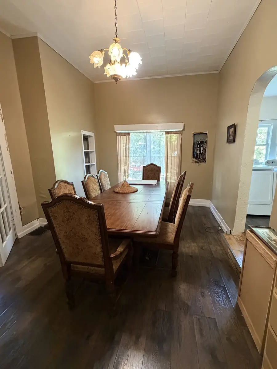 115 Cherry St, Camden, TN 38320 - #3