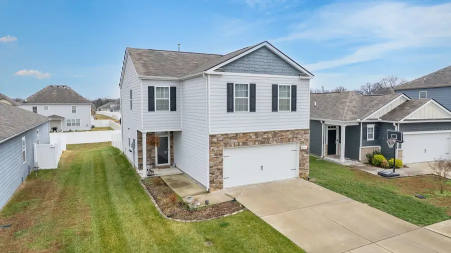 7027 Berkswell Dr, Lebanon, TN 37087 - #2
