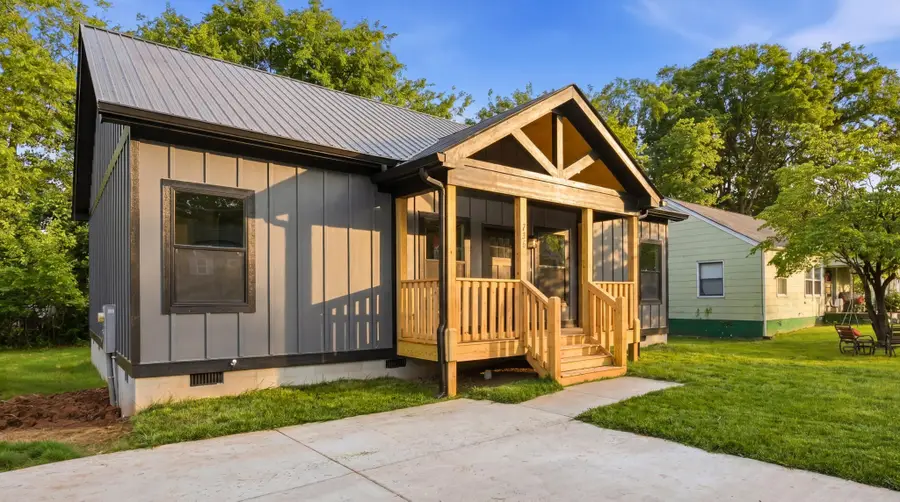 720 W Henderson Drive, Chattanooga, TN 37411 - #2