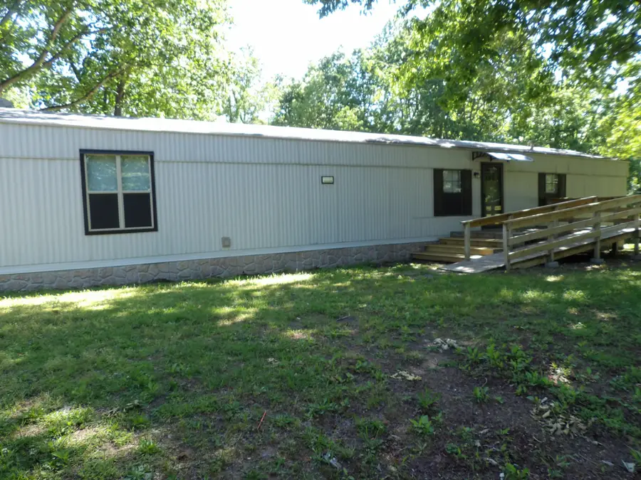 862 Chambers Spring Rd, Waverly, TN 37185 - #2