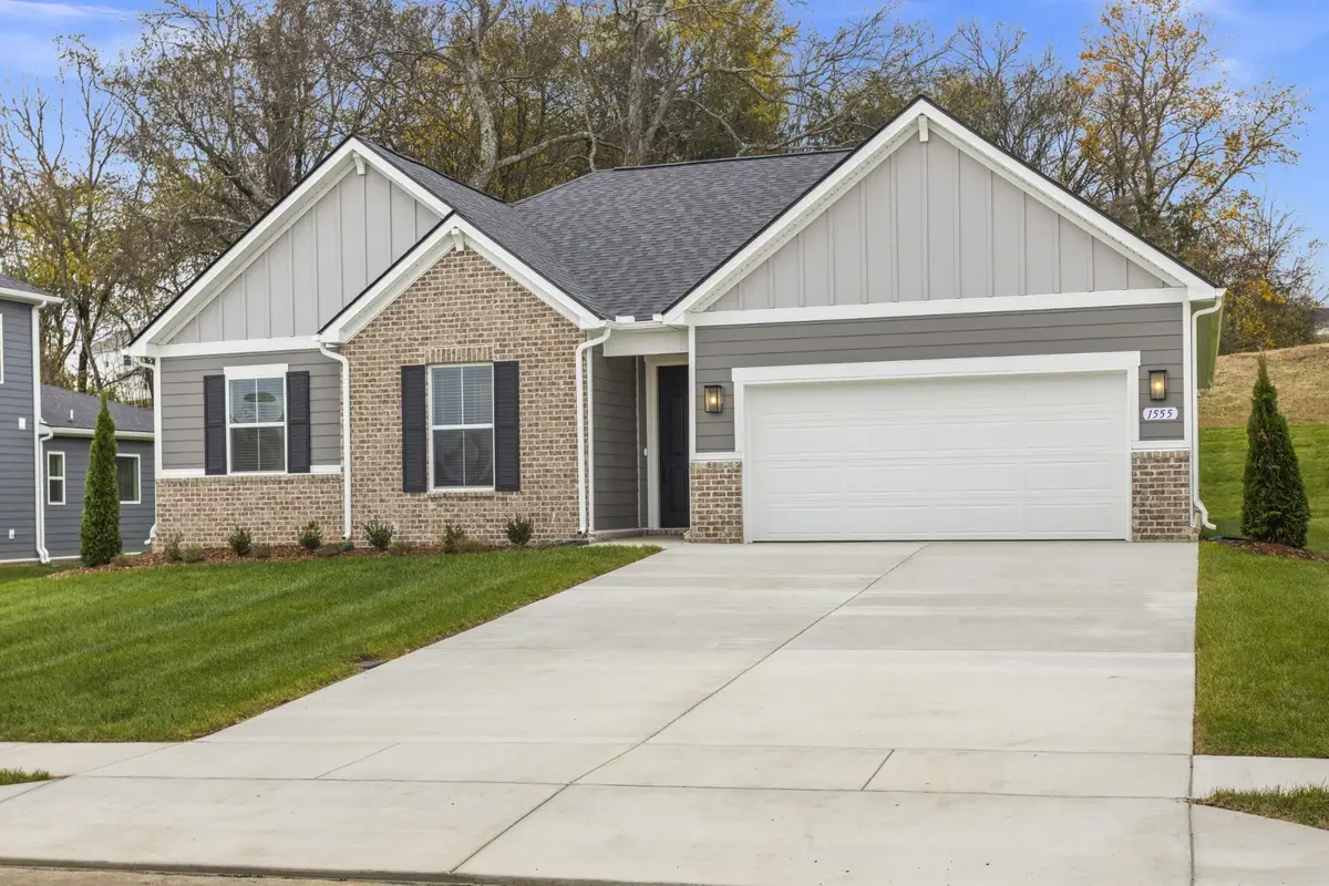 1546 Oak Springs Drive, Columbia, TN 38401 - #1