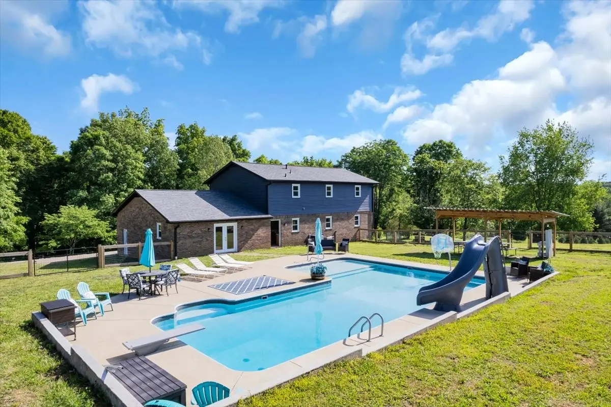 2072 Mcmahan Hollow Rd, Pleasant View, TN 37146 - #1