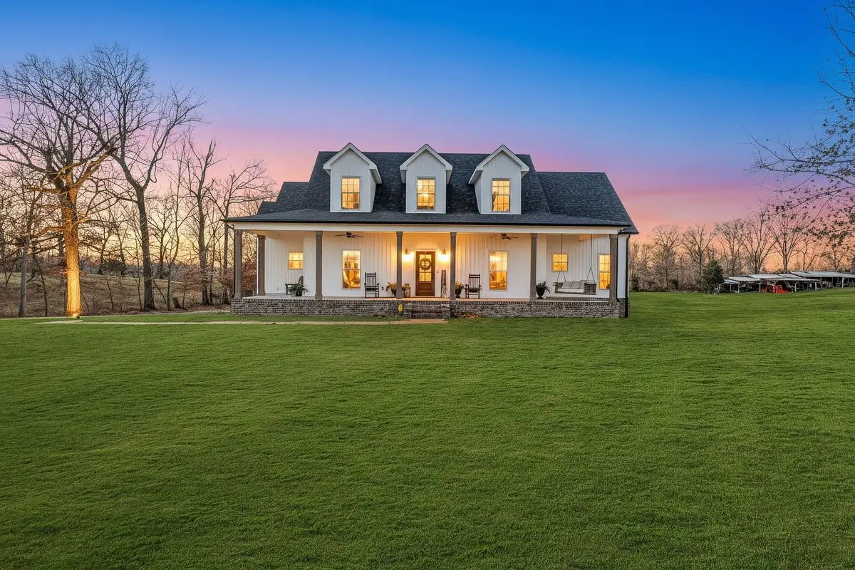 5574 Dowlen Rd, Cedar Hill, TN 37032 - #1