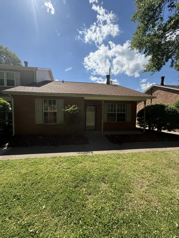 430 Walton Ferry Rd #1607, Hendersonville, TN 37075