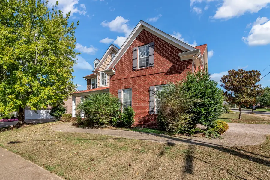 1033 Wyntergrace Farm Rd, Old Hickory, TN 37138 - #2