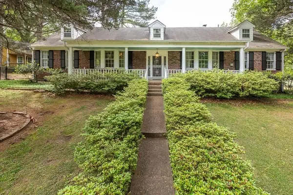 8643 Poplar Pike, Memphis, TN 38138