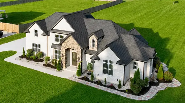 2487 Tom Austin Hwy, Greenbrier, TN 37073