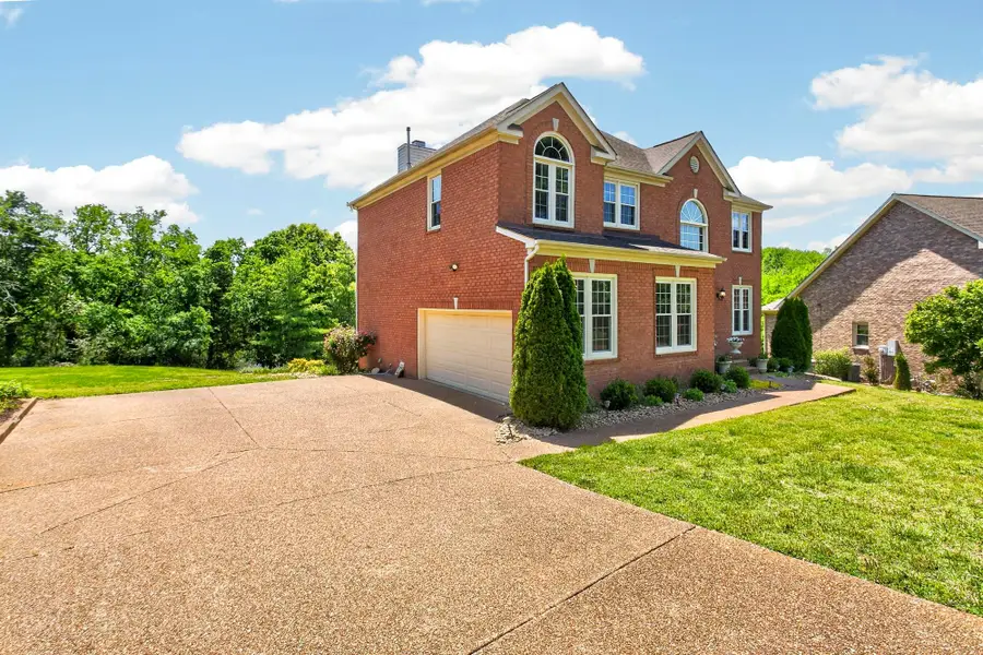 129 Mansker Park Dr, Hendersonville, TN 37075 - #3