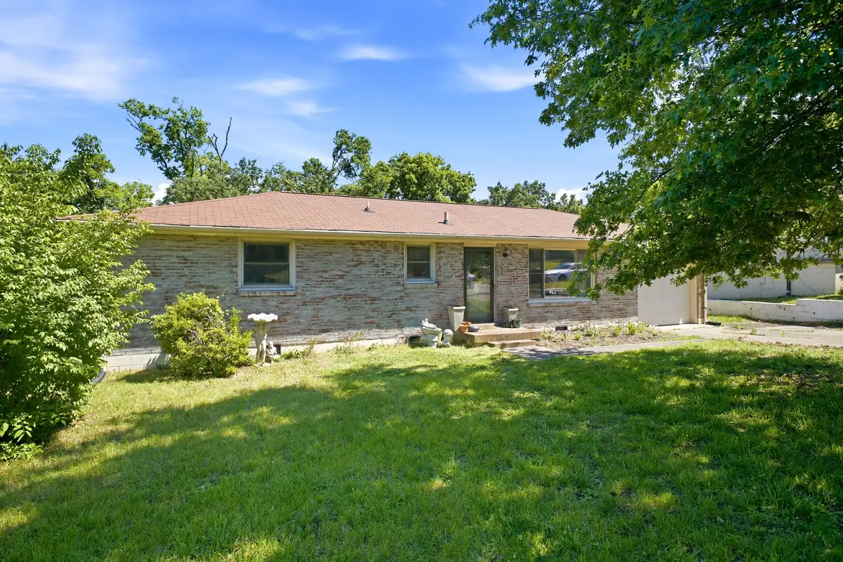 3231 Masonwood Dr, Nashville, TN 37207 - #1