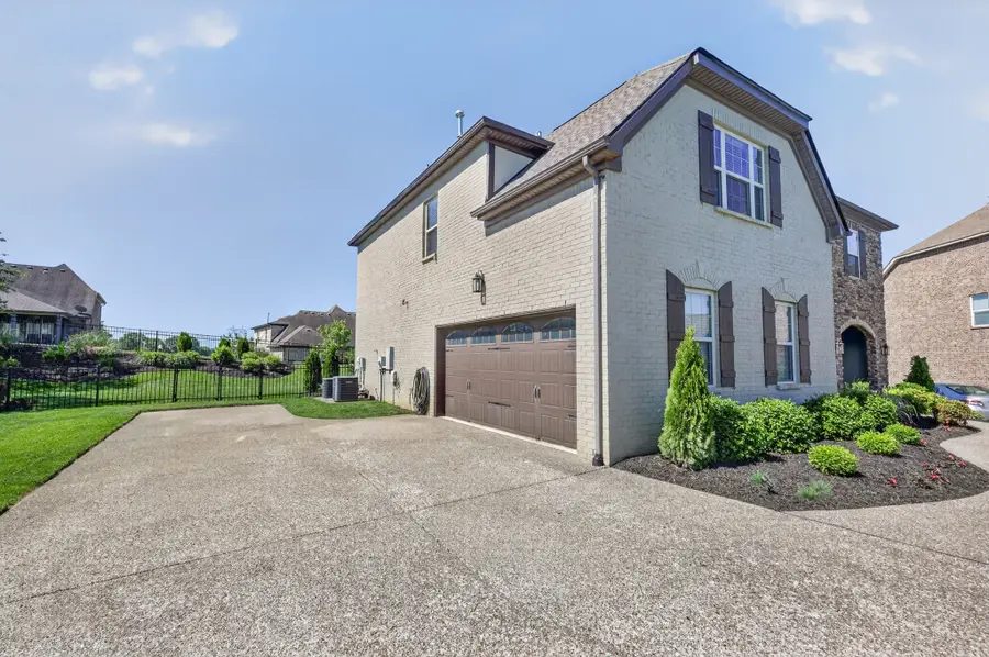 227 Riding Club Ct, Gallatin, TN 37066 - #3