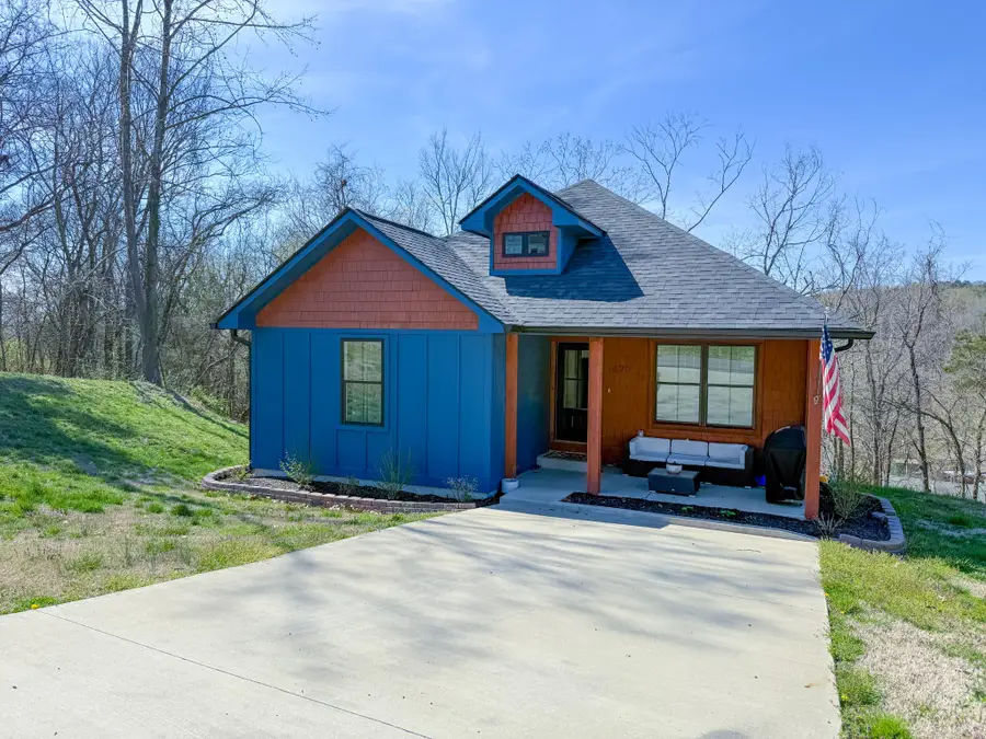 420 Fort Hill Dr, Pulaski, TN 38478 - #2