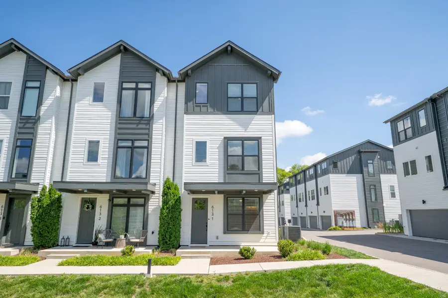 613 Vernon Ave #1, Nashville, TN 37209 - #2