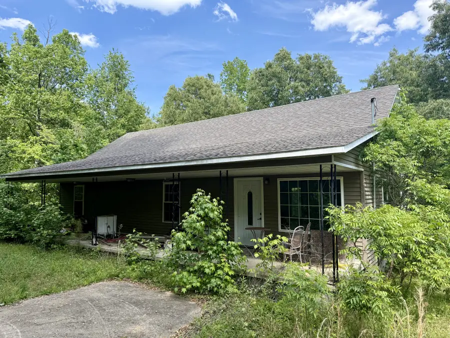 228 Henryville Rd, Ethridge, TN 38456 - #2