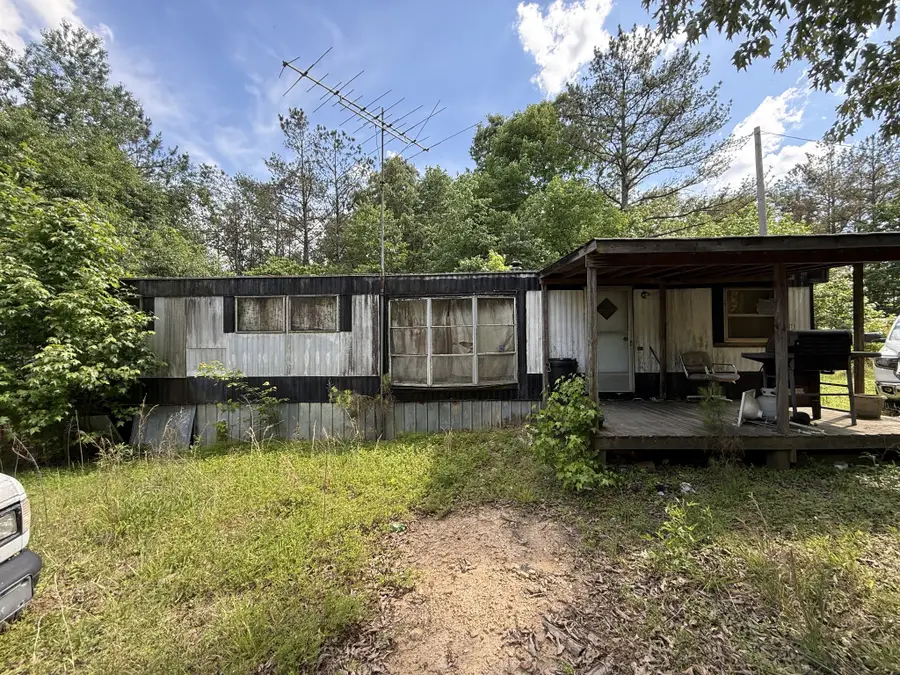228 Henryville Rd, Ethridge, TN 38456 - #3